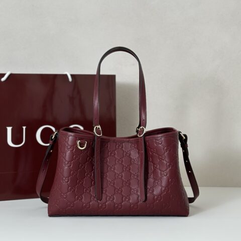 GUCCI 专柜品质，顶级原单货，实物实拍！款号815214酒红压字