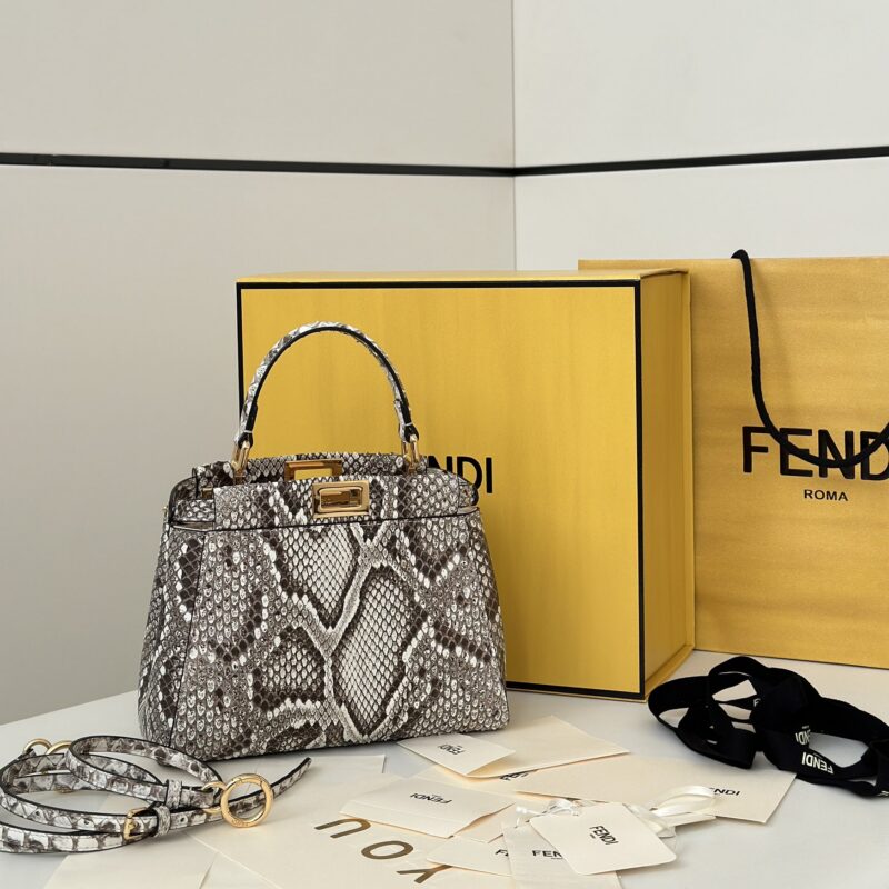 FENDI peekaboo 标志性手袋 款号:66803