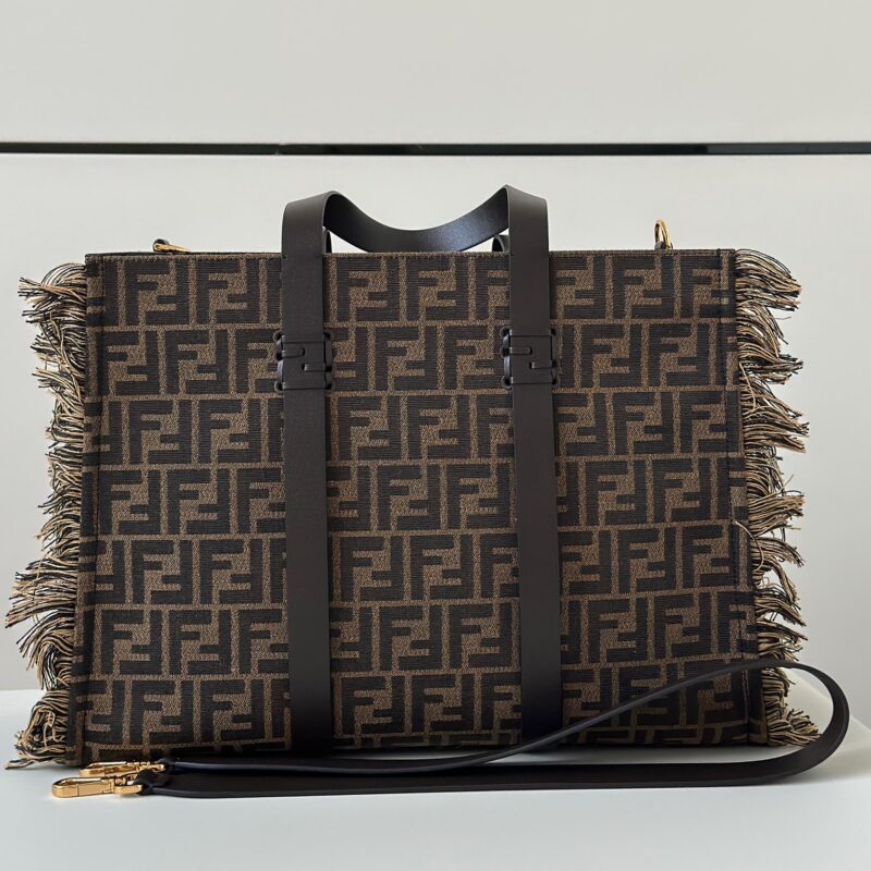 FENDI 新款托特包 款号8683