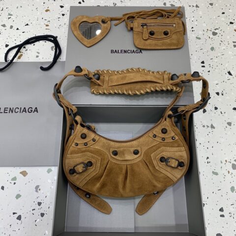 Baleciagna Le Cagole半月牙腋下包斜挎包 180607【小号】麂皮浅棕