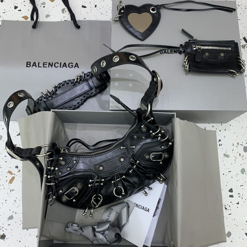 Baleciagna Le Cagole半月牙腋下包斜挎包 180607【小号】铆钉黑色