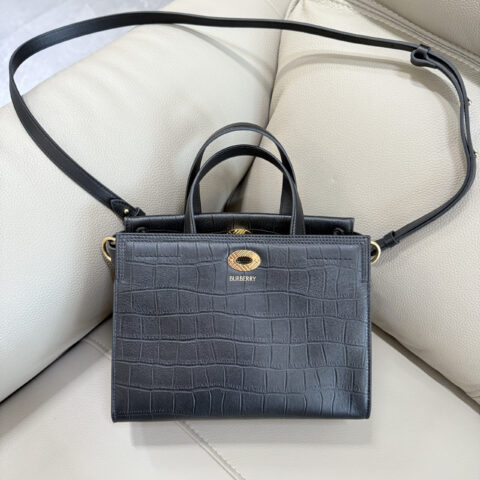 Burberry B新最新隽永设计 Cotswolds 托特包 型号3491