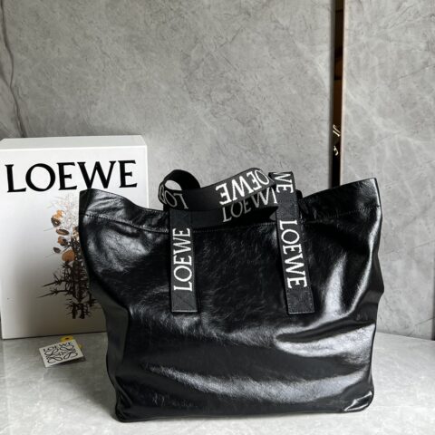 LOEWE 最新秀款购物袋/妈咪袋 0685