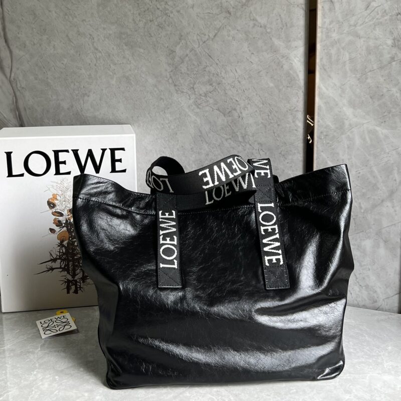 LOEWE 最新秀款购物袋/妈咪袋 0685