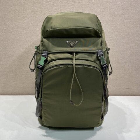 PRADA 新款背包🎉🎉2VZ123登山包
