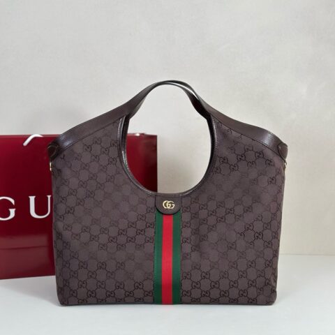 GUCCI  专柜品质，顶级原单货，实物实拍！款号853971深棕帆布/啡皮