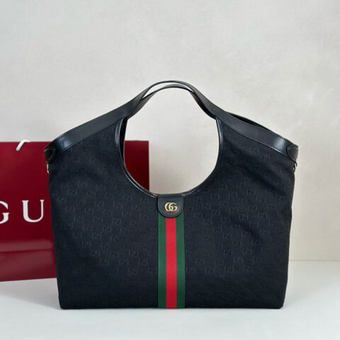 GUCCI  专柜品质，顶级原单货，实物实拍！款号853971克布布皮