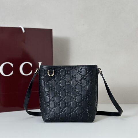 GUCCI 专柜品质，顶级原单货，实物实拍！款号847090克皮压字