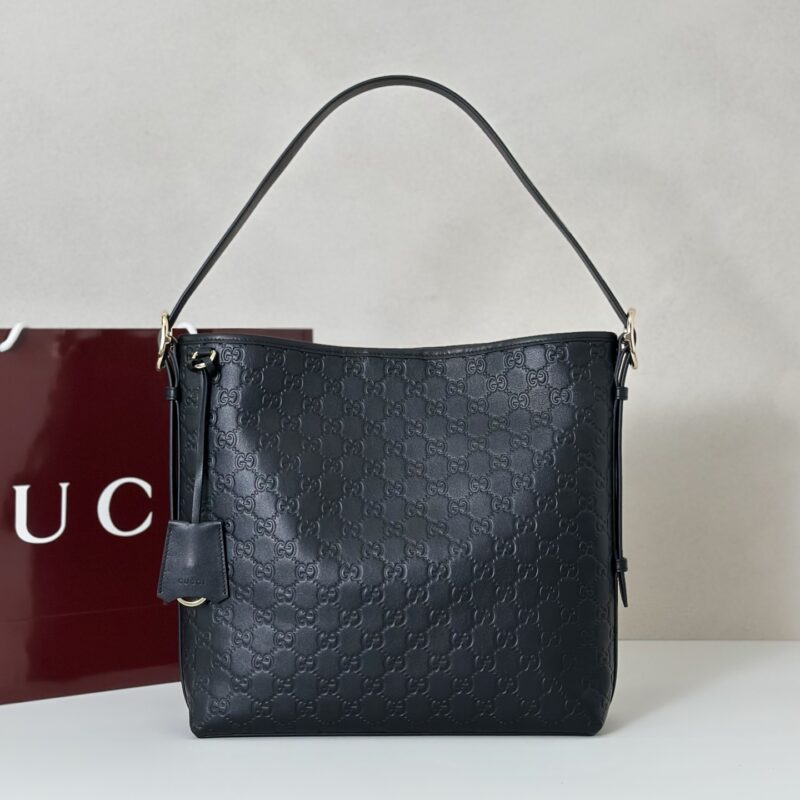 GUCCI 专柜品质，顶级原单货，实物实拍！款号847452克皮压字