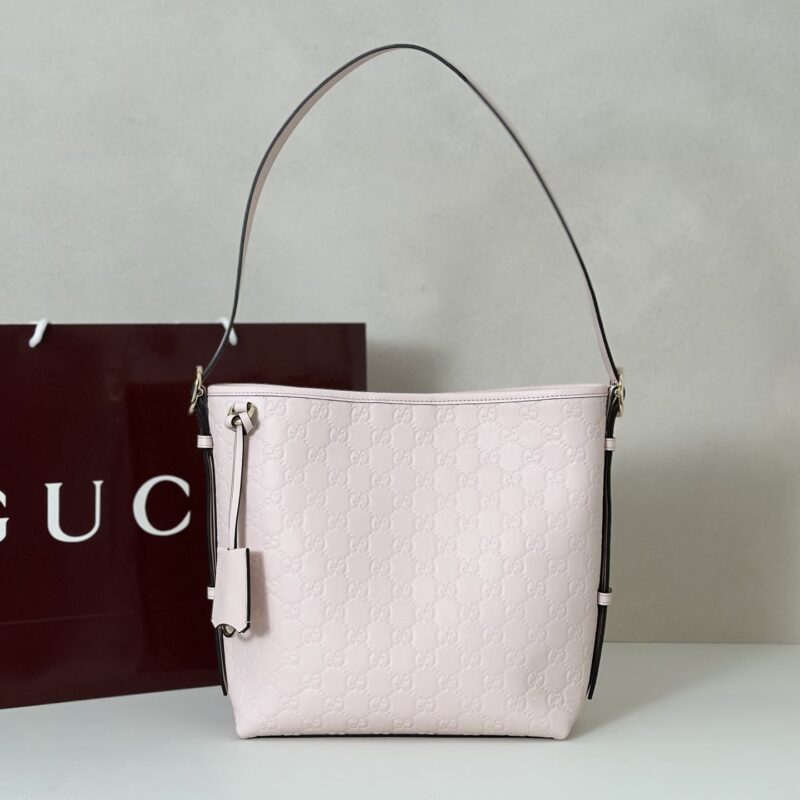 GUCCI 专柜品质，顶级原单货，实物实拍！款号848881浅粉压字