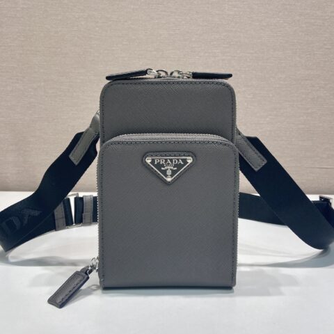 PRADA 新款手机包🎉2ZH126十字纹