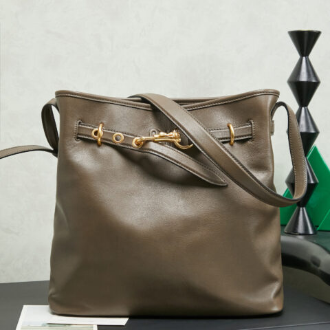 MIUMIU 26年新款🍒新品 型号:5BE101 橄榄绿