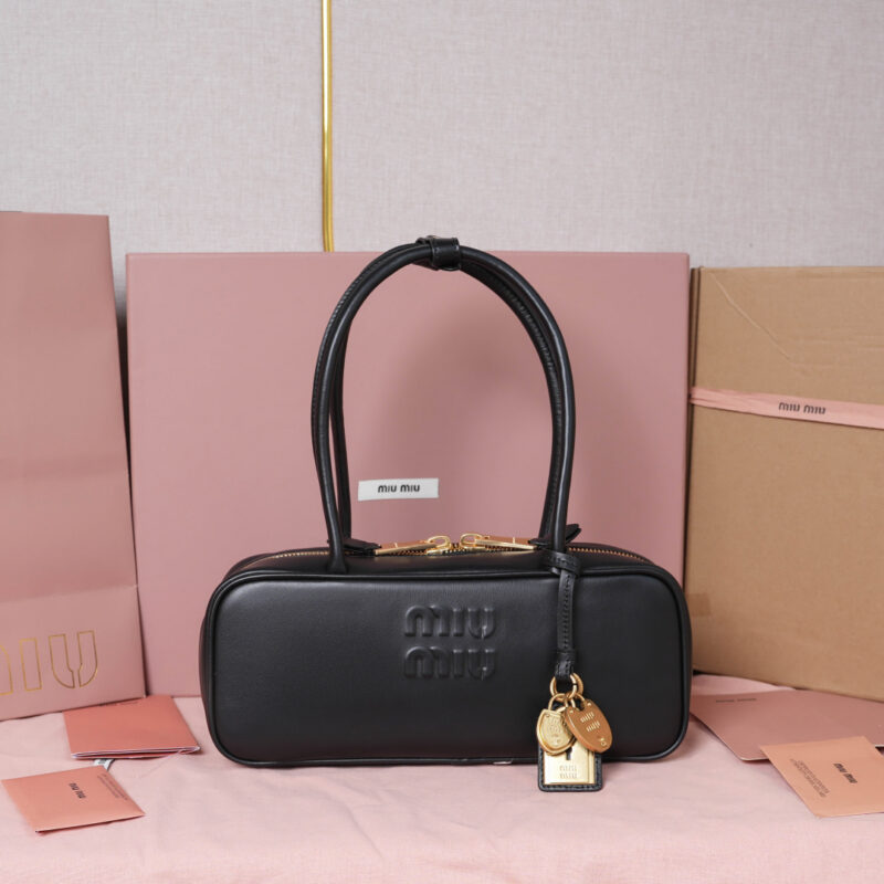 MIUMIU Miu新尺寸长手柄保龄球 5BB173 黑色