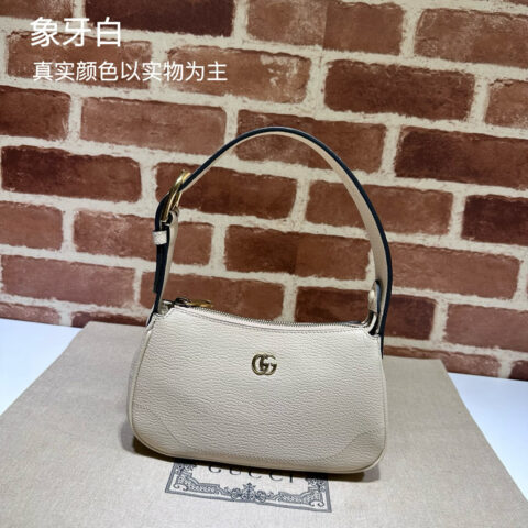 GUCCI 专柜品质，顶级原单货，实物实拍！款号739076象牙白全皮