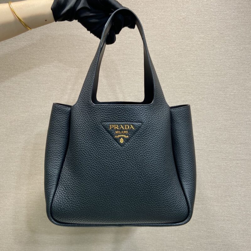 PRADA  新款水桶包✨1BG335
