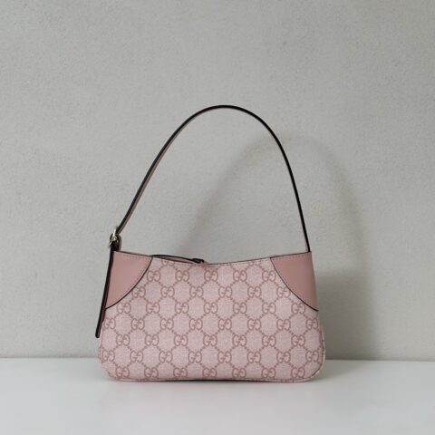 GUCCI 专柜品质，顶级原单货，实物实拍！款号820696粉胶
