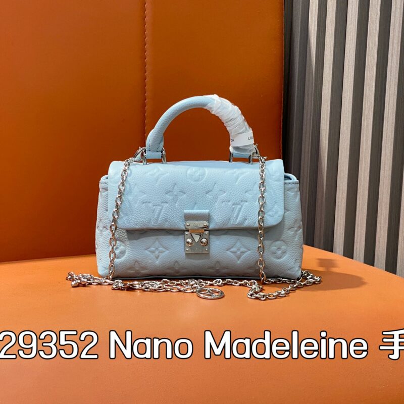 M29352蓝色 本款 Nano Madeleine 手袋