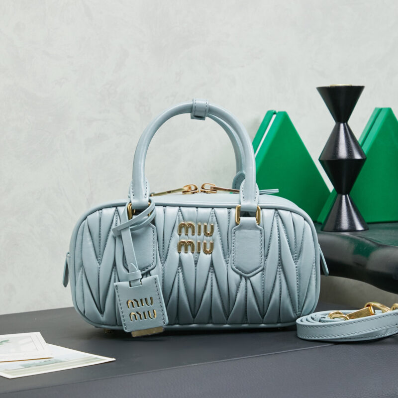 MIUMIU M家新款保龄球包包 5BB142 蓝色