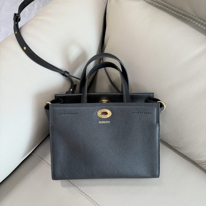 Burberry B家新款托特包 型号3491