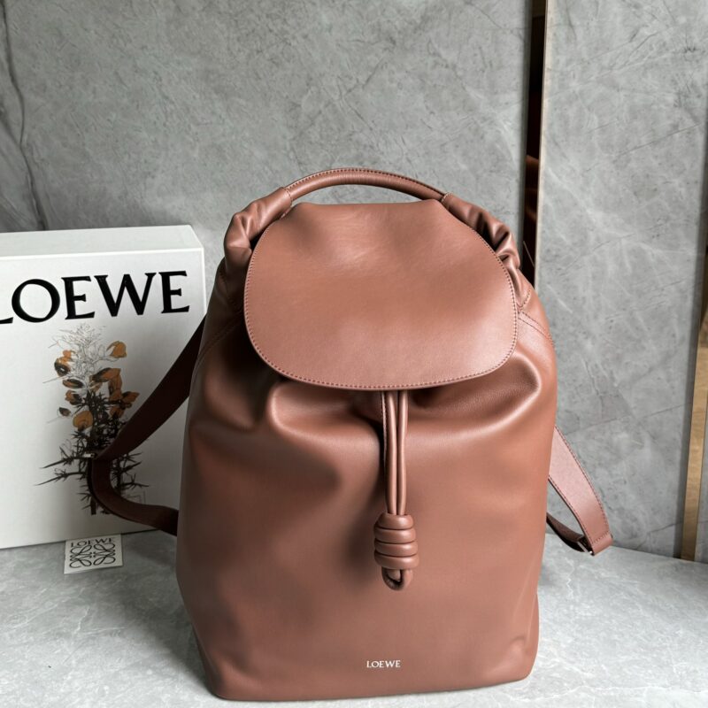 LOEWE 罗家新款双肩包 0903