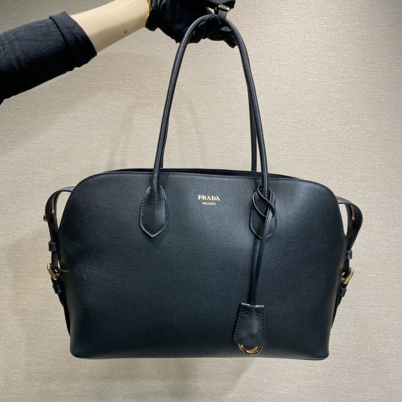 PRADA 新款托特包🎉1BG600
