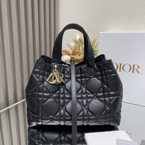DIOR  Toujours 手袋 型号：2821〔黑色中号〕