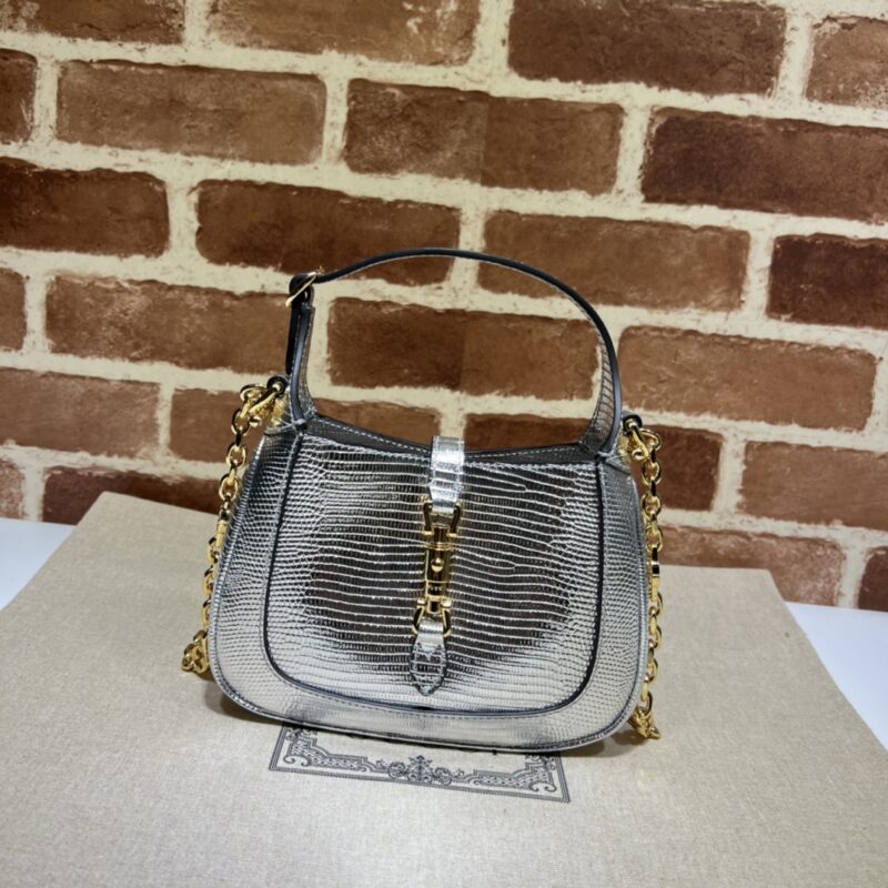 GUCCI 专柜品质，顶级原单货，实物实拍！款号675799银色蜥蜴纹