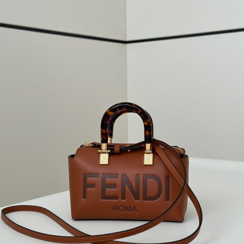 FENDI By The Way Boston迷你手袋 款号8570