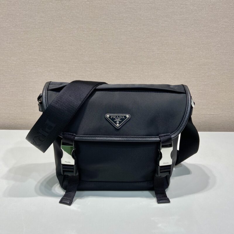 PRADA  新款邮差包🎉🎉2VD066小号
