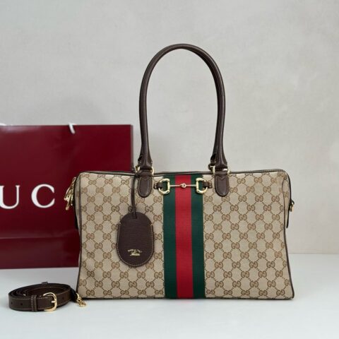 GUCCI 专柜品质，顶级原单货，实物实拍！款号866734浅杏布