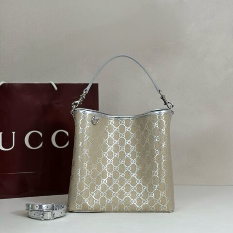GUCCI 专柜品质，顶级原单货，实物实拍！款号815103杏银