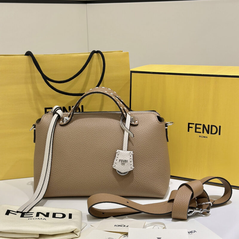 FENDI 新品拼色By The Way Selleria手袋 款号:8668