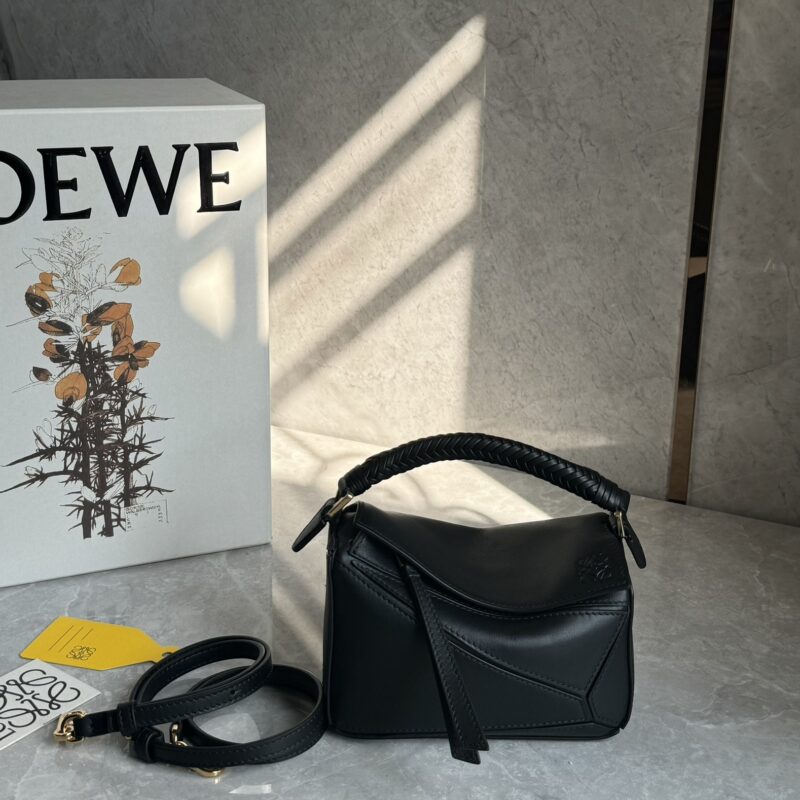 LOEWE 最新编织手柄puzzle 0338