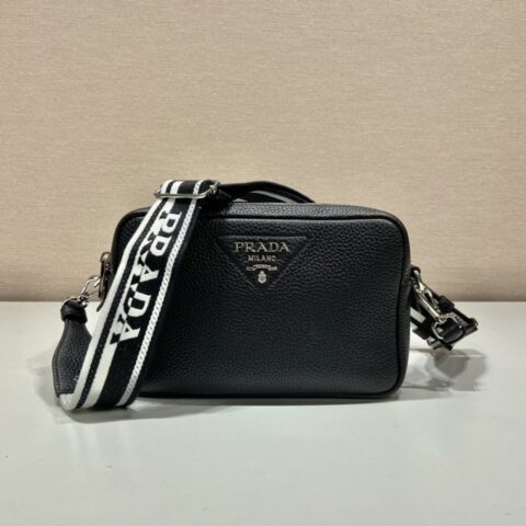 PRADA 新款双肩带🎉1BD082双肩带