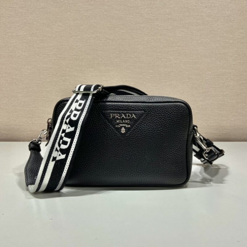 PRADA 新款双肩带🎉1BD082双肩带