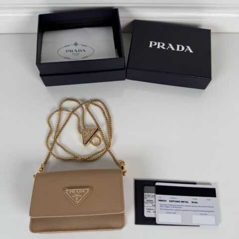 PRADA P家➡️女士多功能迷你小背包，型号1MR034