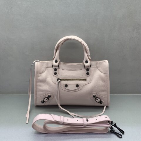 Balenciaga 𝗟𝗘 𝗖𝗜𝗧𝗬  款号；084669 【爆裂粉色】 中号