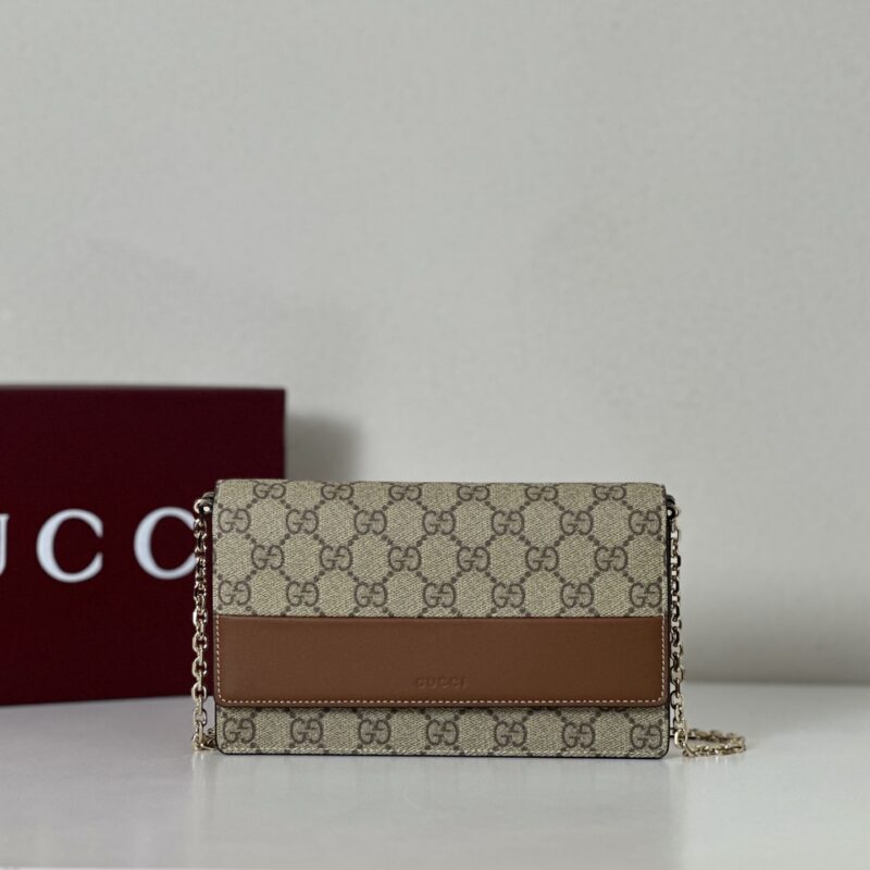 GUCCI 专柜品质，顶级原单货，实物实拍！款号838151啡pvc/棕皮
