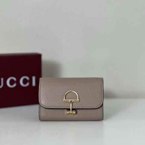 GUCCI 专柜品质，顶级原单货，实物实拍！款号828148灰粉