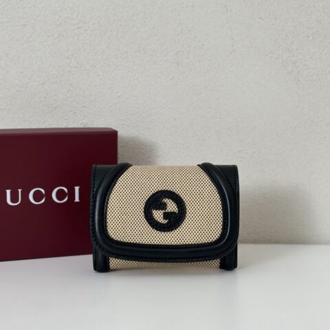 GUCCI 专柜品质，顶级原单货，实物实拍！款号818811帆布/克皮