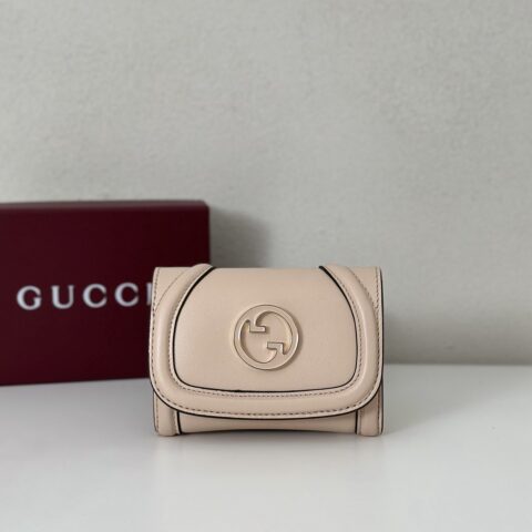 GUCCI 专柜品质，顶级原单货，实物实拍！款号818795新浅粉