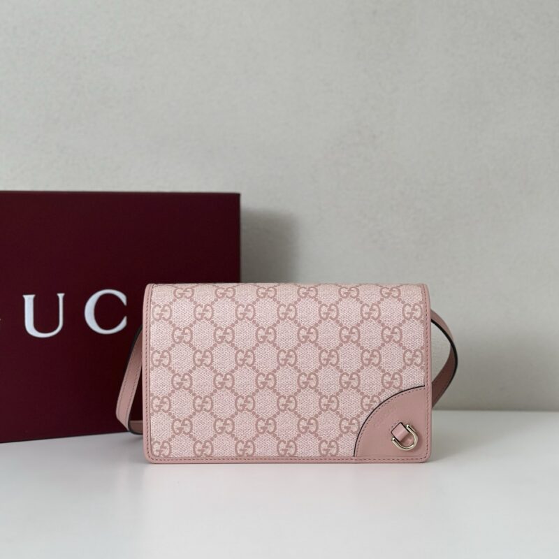 GUCCI 专柜品质，顶级原单货，实物实拍！款号820688粉胶