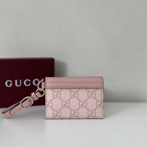 GUCCI 专柜品质，顶级原单货，实物实拍！款号819121粉胶