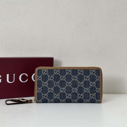 GUCCI 专柜品质，顶级原单货，实物实拍！款号819122蓝牛仔