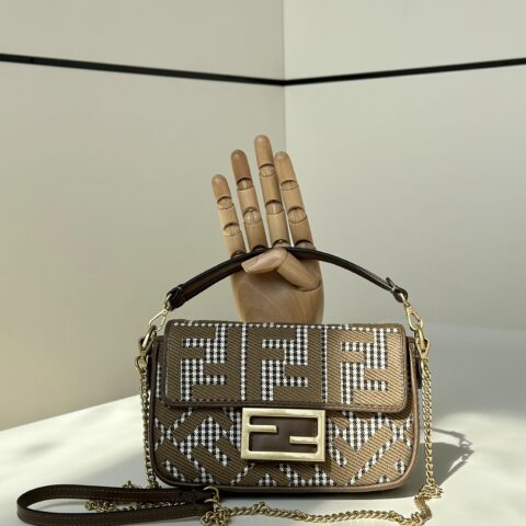 FENDI 百搭千鸟格baguette刺绣 款号8588s 棕色