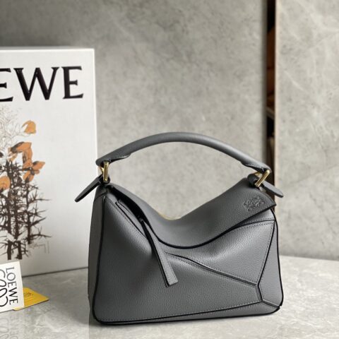 LOEWE puzzle荔枝皮沥青灰 0189