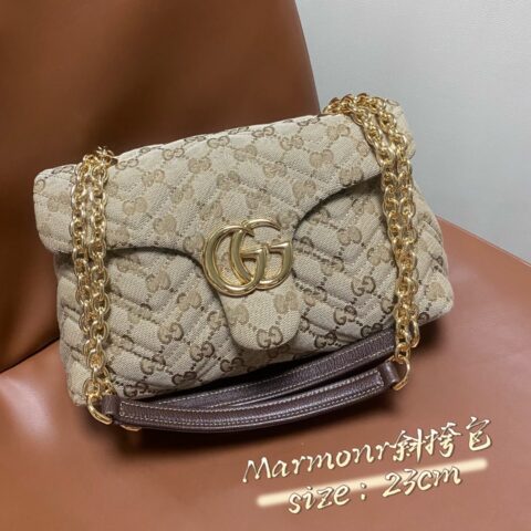 GUCCI Marmont 型号855371 小号