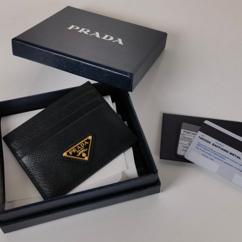 PRADA P家➡️ 男女通用小卡包，黑色，型号1MC025