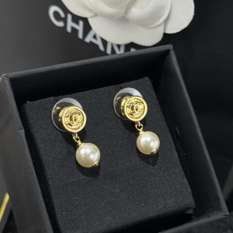 ❗️新品❗️ ☀️新款☑️ 香奈儿双C 珍珠耳钉耳环 ☀️
