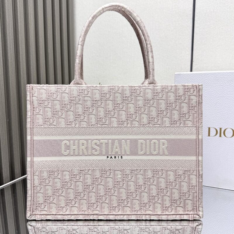 DIOR 𝗕𝗼𝗼𝗸 𝘁𝗼𝘁𝗲 购物袋 经典老花粉中号